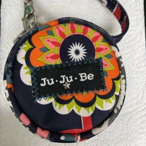 Jujube paci pod Dancing Dahlia retired print